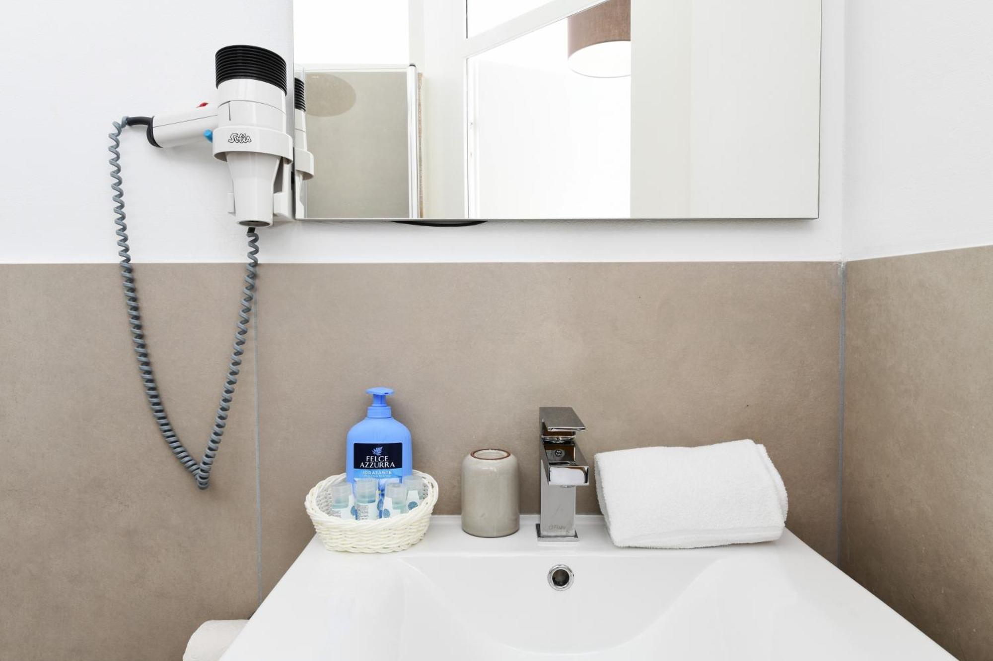 7Rooms - Self Check-In 24H Free Parking Лозон Экстерьер фото